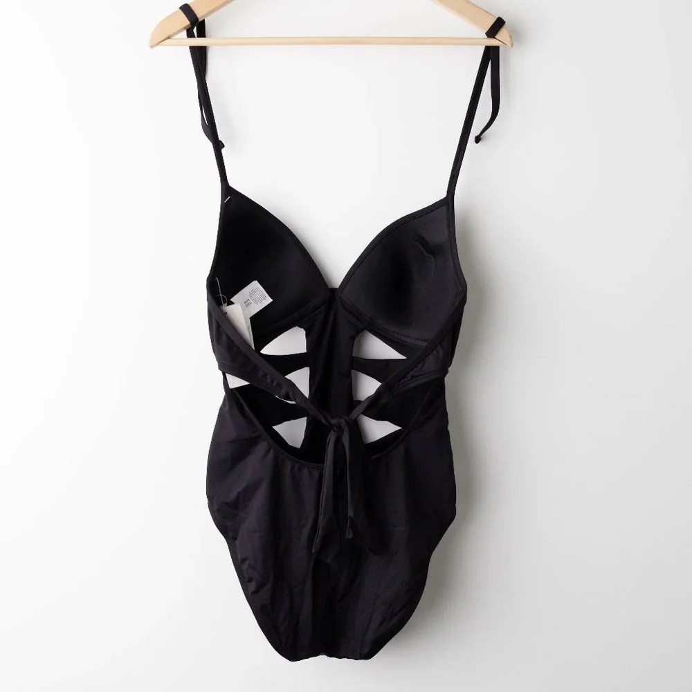 Kenneth Cole | Tummy Toner Cutout Swimsuit | M - Picture 8 of 10